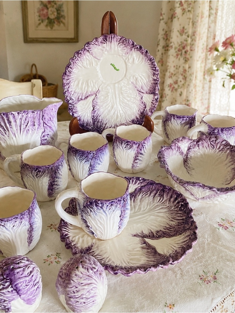 Purple and White Cabbage-Leaf Ceramic Dinnerware Set Service for Eight.
